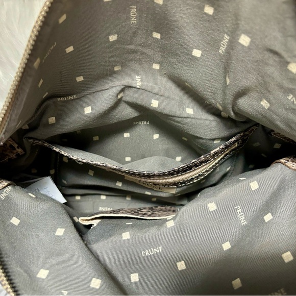 ❣️PRÜNE❣️ Flap Over Hand Bag - Picture 8 of 15